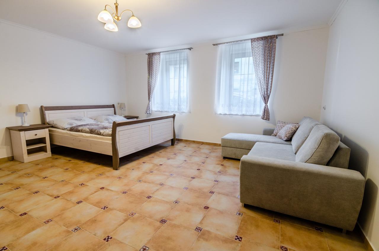 Guesthouse Sam Roudnice nad Labem Exterior foto